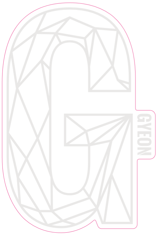 G Sticker Medium